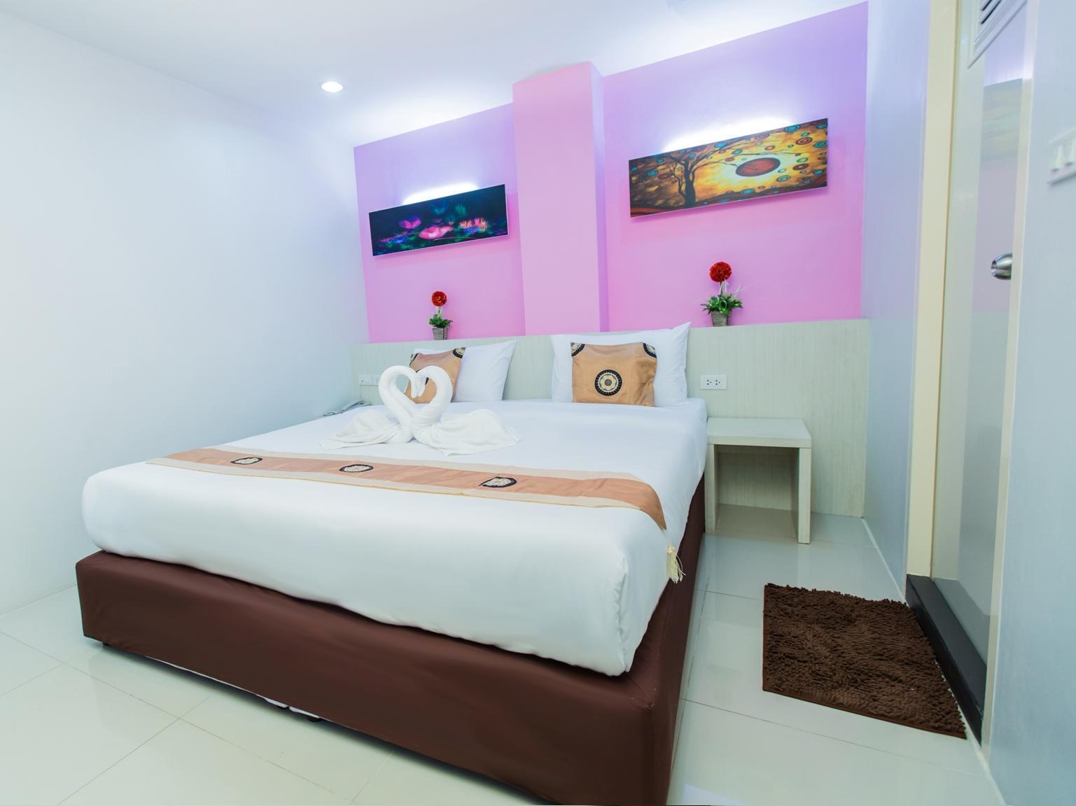 Le Touche Hotel Бангкок Экстерьер фото